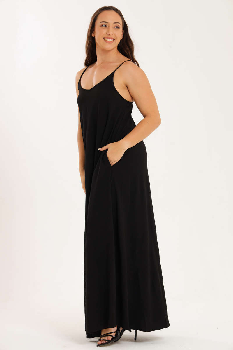 Valeria Strappy Maxi Dress With Pockets