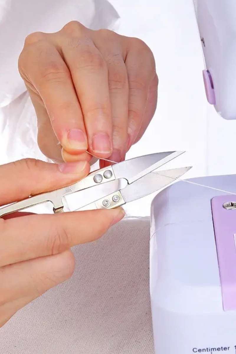 Senza® Cotton Snipping Scissor Nipper
