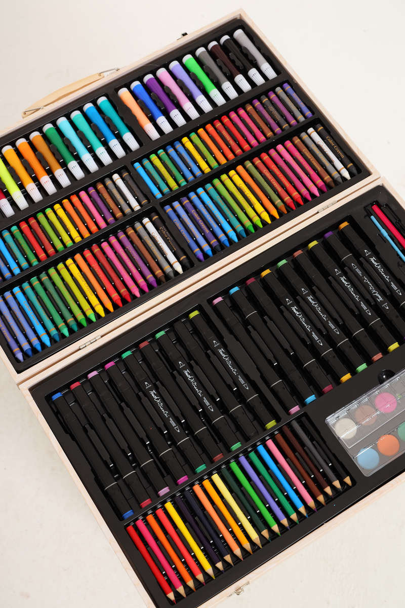 Senza® Deluxe Art Set for Kids