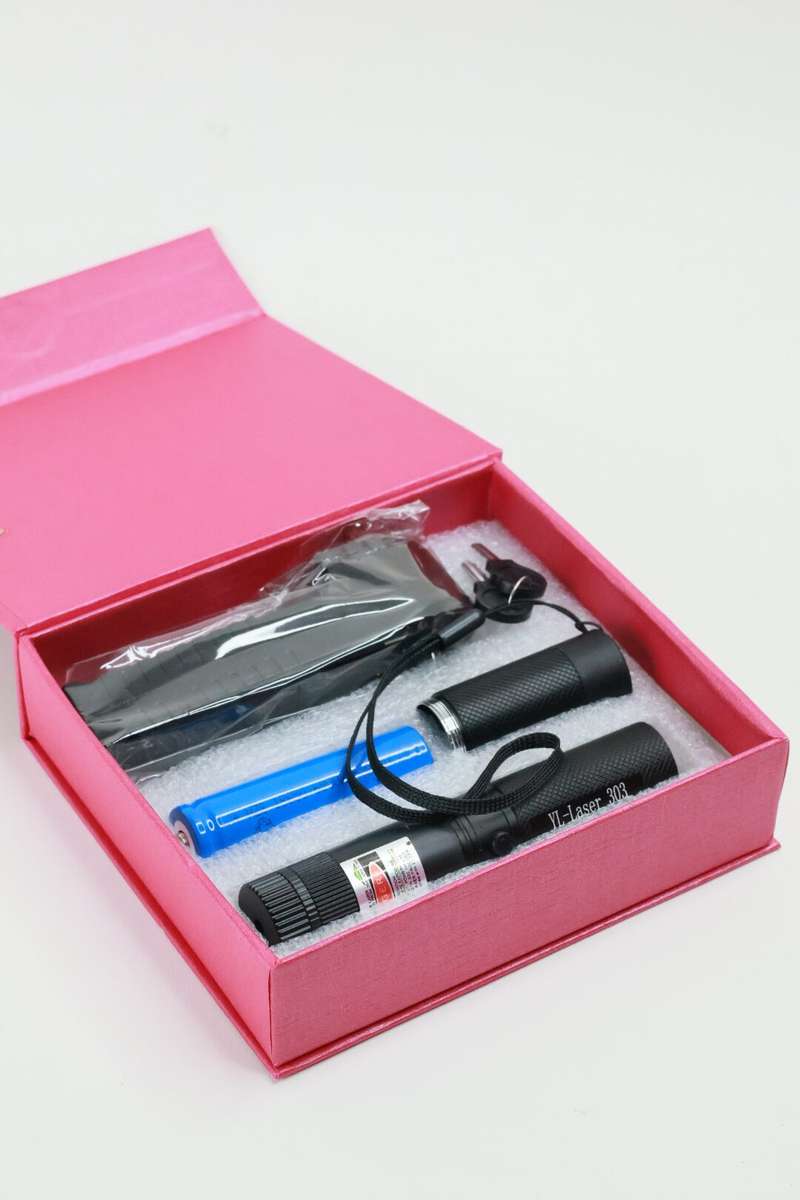 Laser Pointer With Green Beam For Precision and Professional Use