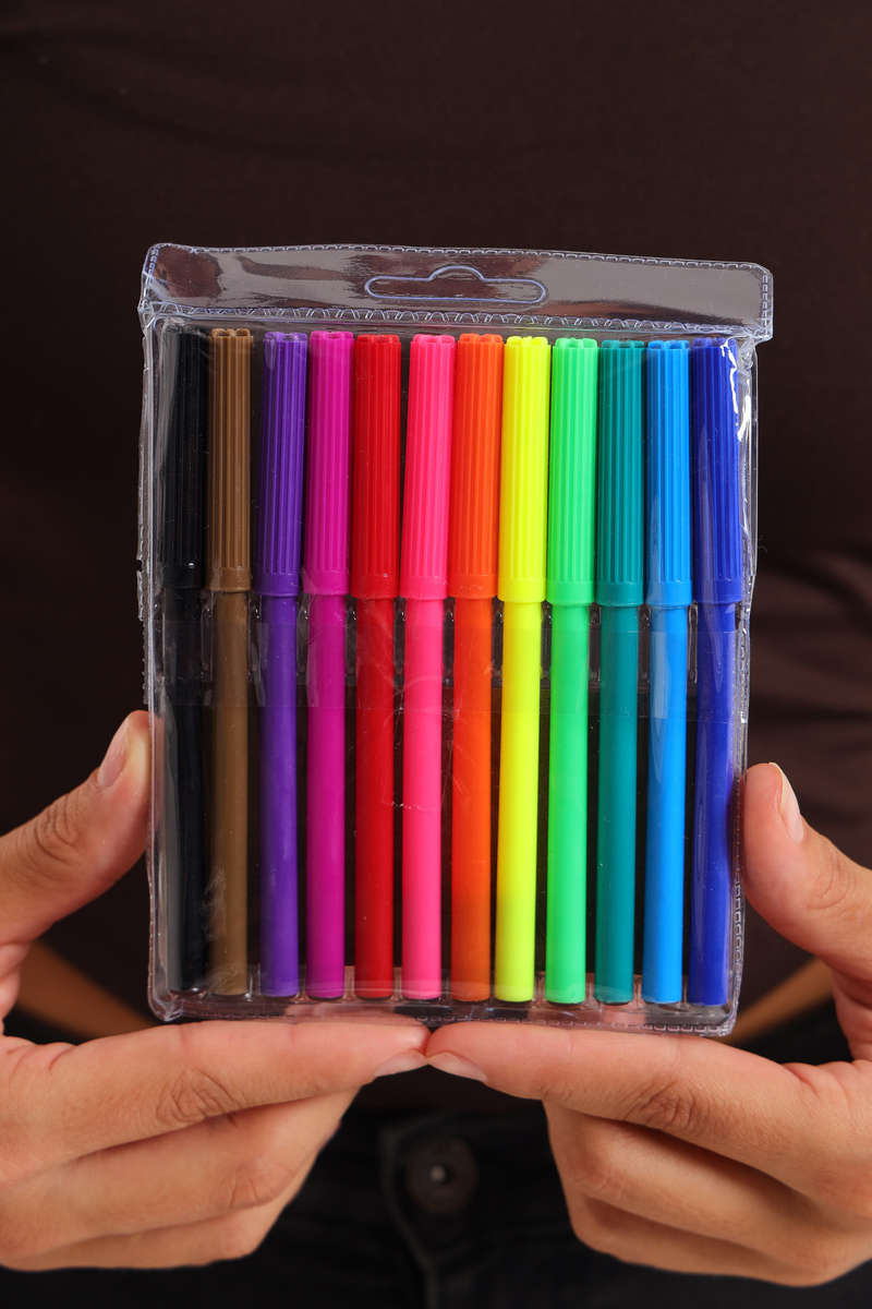 Senza® 12 Felt Tip Pens Fine Fibre Tipped Drawing Markers Colouring Pens