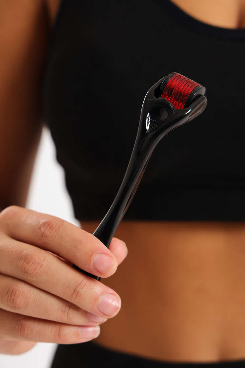 Microneedle Derma Roller For Skin, Beard &amp; Hair