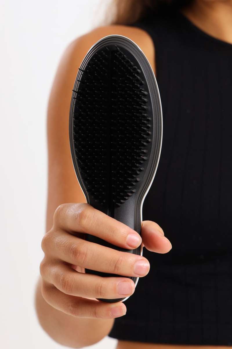 Senza® Wet &amp; Dry Detangler Hair Brush