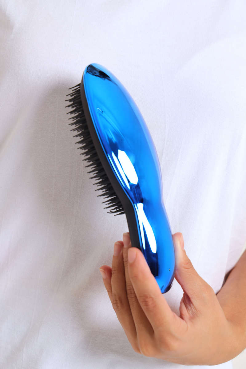 Senza® Wet &amp; Dry Detangler Hair Brush