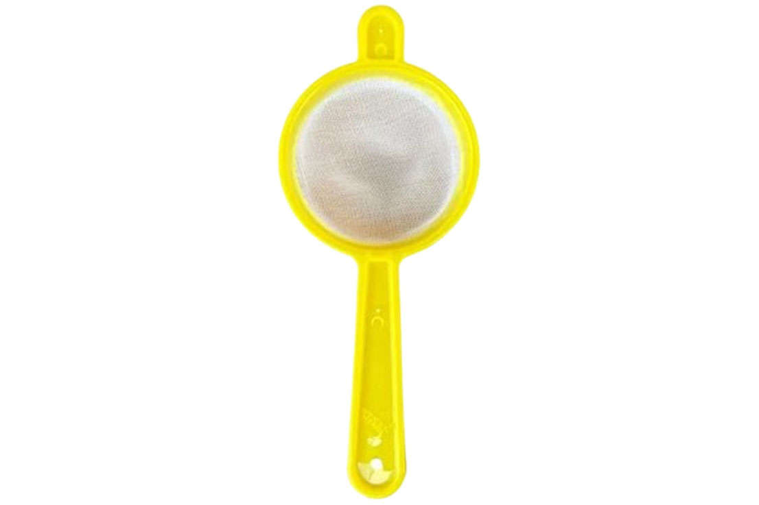 STRAINERS PLASTIC 18CM