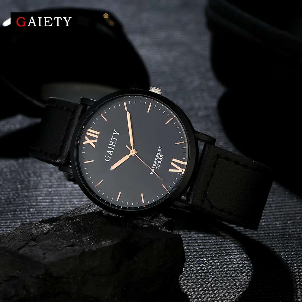 2017 Fashion Mens Watch.  Black.