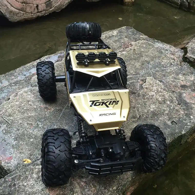 RC Car 4WD Rock Crawler 2.4GHz Remote Control High Speed 1:16