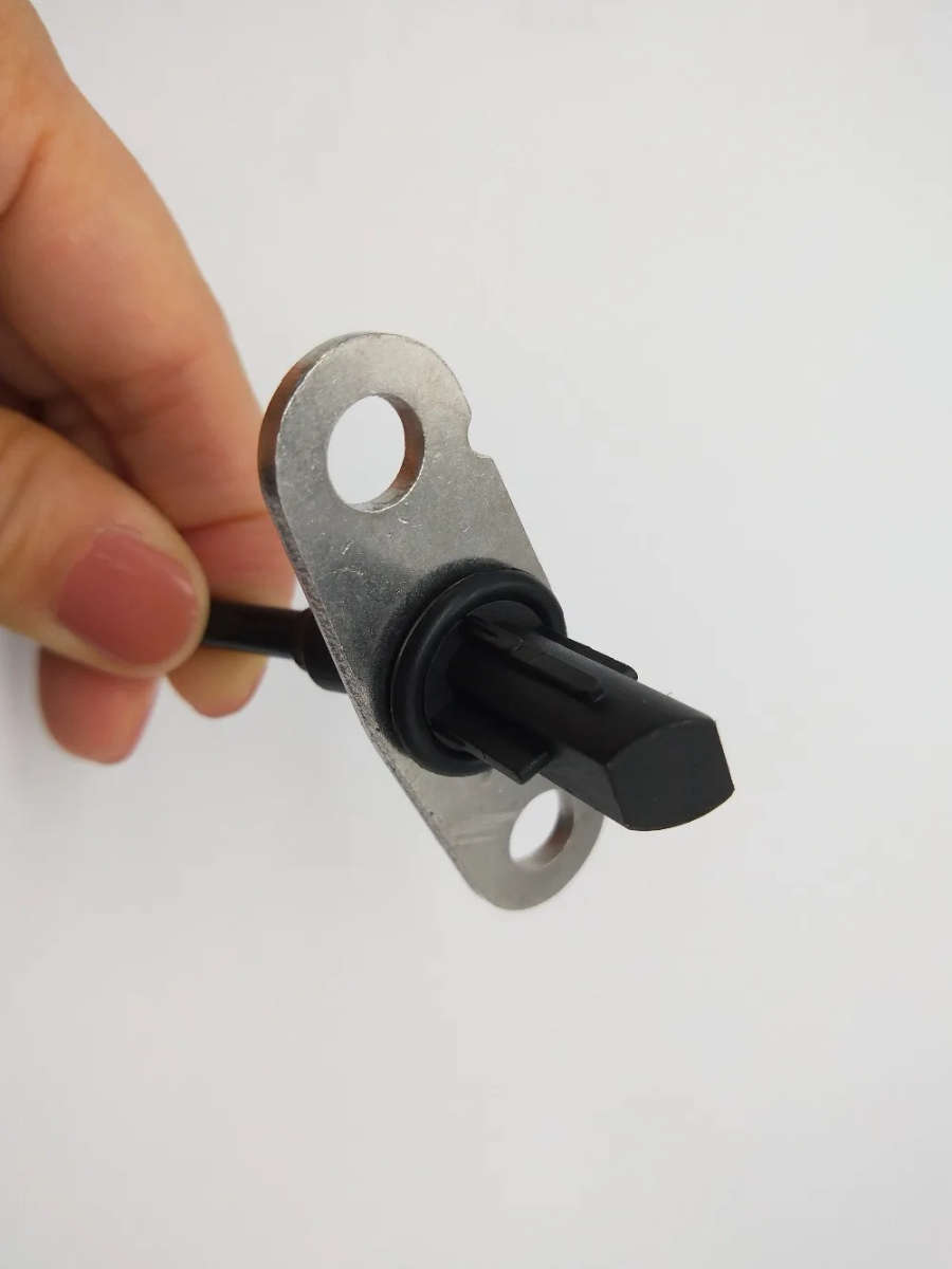 ABS Wheel Speed Sensor Rear Right For Nissan Navara D40