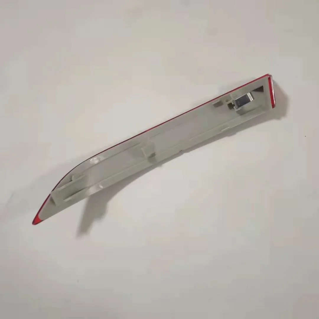 Body rear reflector suitable for BMW x5e70 63147240997 63147240998