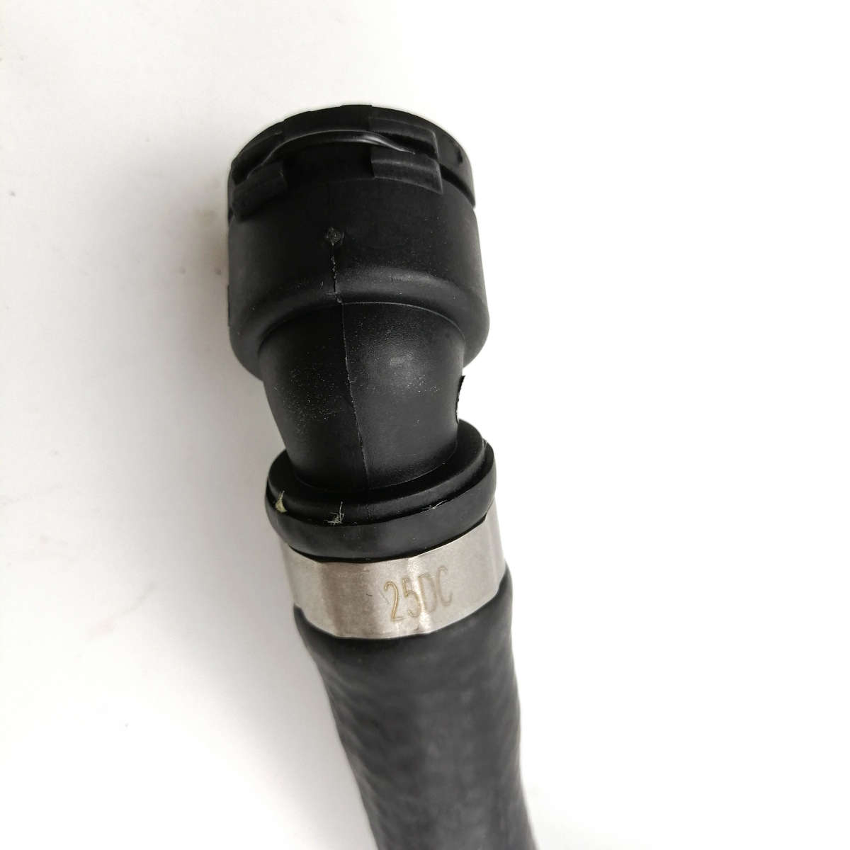 Auxiliary Radiator Connection Water Pipe For BMW 7 39; E65/E66 Return Line Water Hose