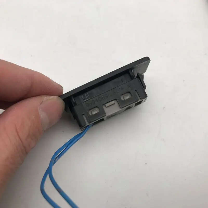 Liftgate Release Switch Boot Lid Tailgate Trunk Opening Button For Chevrolet Captiva Sonic Aveo