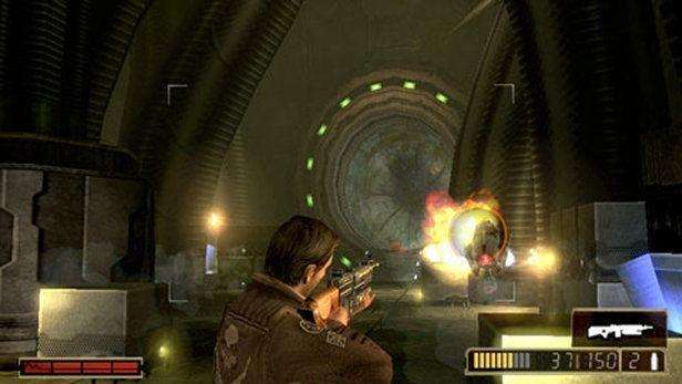 Resistance: Retribution - Essentials (PSP)