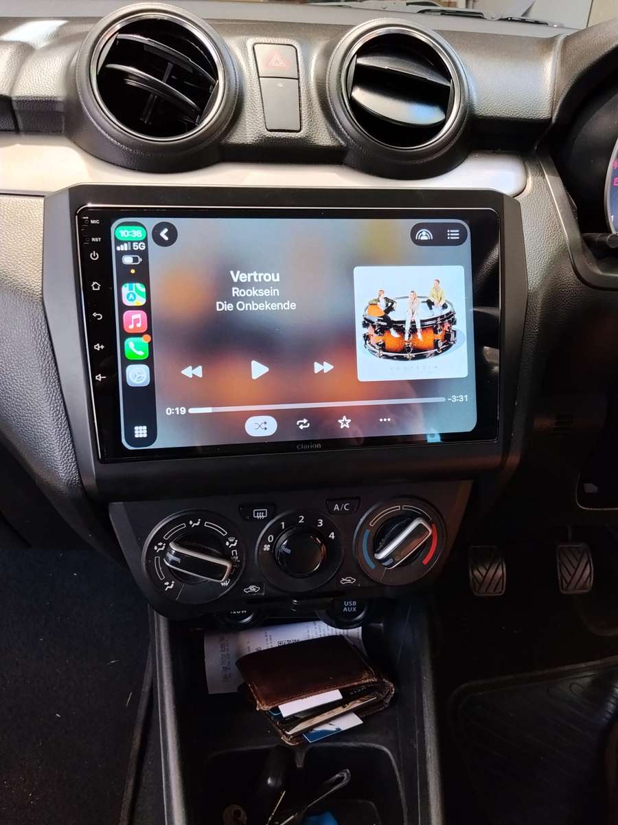 Suzuki Swift 2017-2024 (JVC) Oem Replacement Radio 9 inch Android Auto/Apple Carplay