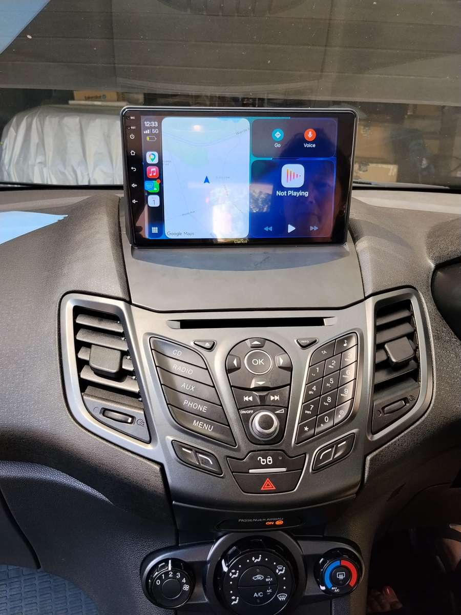 Ford Fiesta 2009-2017 (JVC) Oem Replacement 9 inch Android Auto/Apple Carplay