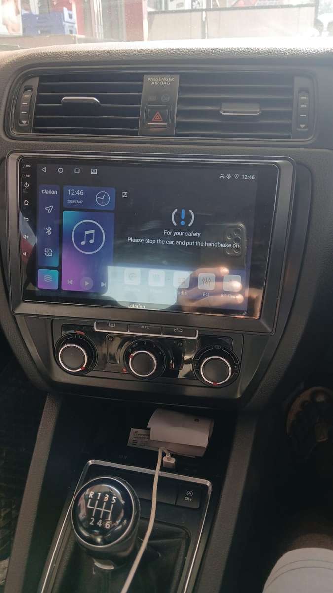 VW Golf/Jetta 6  Oem Replacement Radio 9 inch Android Auto/Apple Car Play