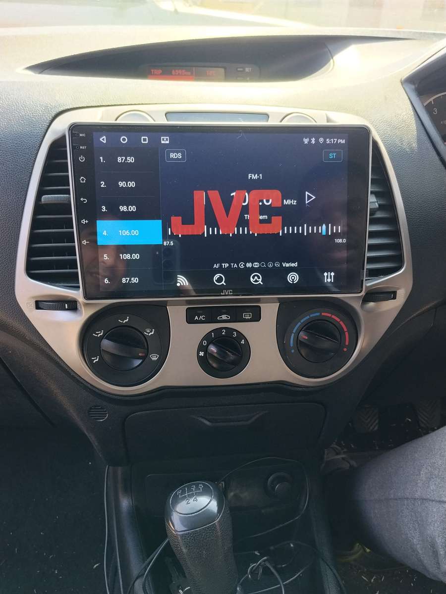 Hyundai i20 2009-2015 Oem Replacement Radio 9 inch Android Auto/Apple Carplay