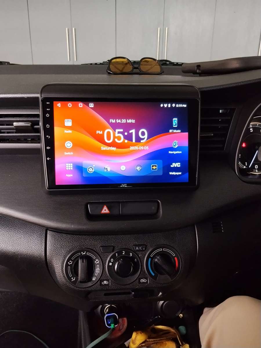 Suzuki Ertiga 2018 + (JVC) Oem Replacement Radio 9 inch Android Auto/Apple Carplay