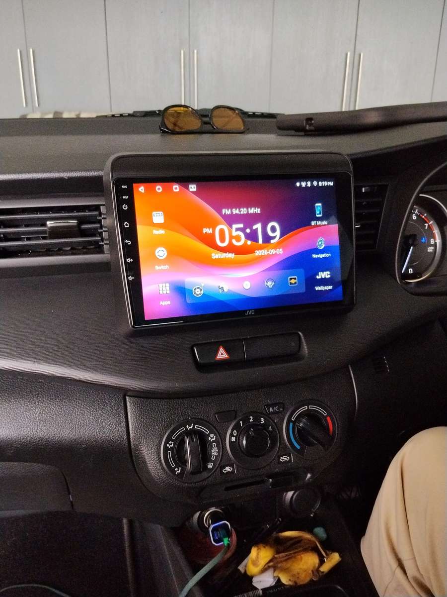Suzuki Ertiga 2018 + (JVC) Oem Replacement Radio 9 inch Android Auto/Apple Carplay
