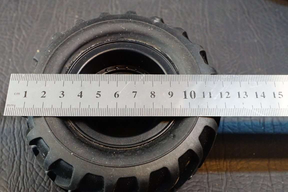 MJX 10210 Rubber Wheels 12mm Hex 120mm Diameter RC Car Set