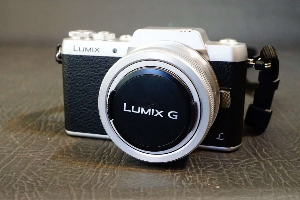 Panasonic DMC-GF7 LUMIX Camera with 12-32mm Lens Mirrorless Digital Camera Kit