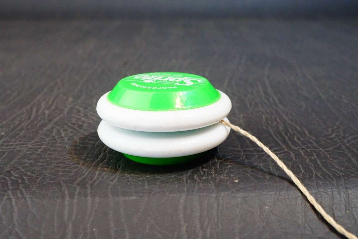Sprite Professional Russell Yoyo 1990 South Africa Green