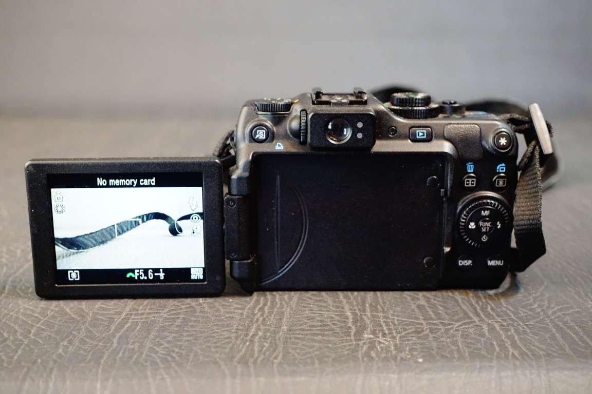 Canon PowerShot G12 10MP 5x Optical Zoom Digital Camera