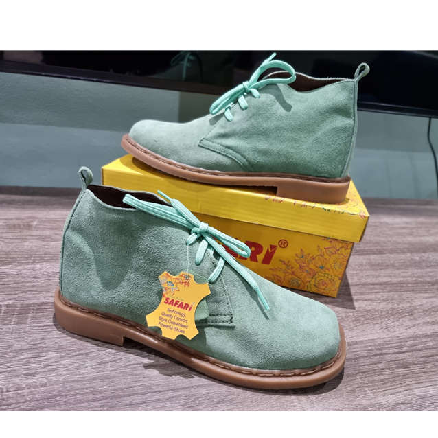 Ladies Safari Sage Vellie -Size 5 left