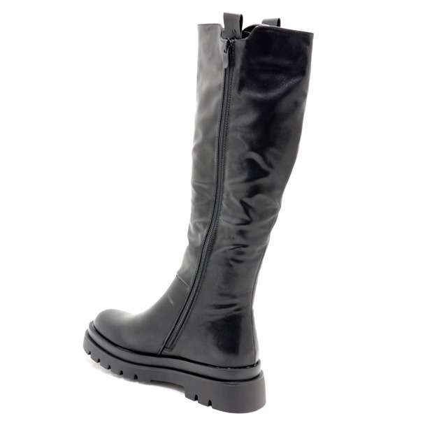 Chunky Chelsea Boots - Size 7 8 Left