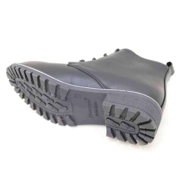 Woman's Lace-up Ankle Boot 4 5