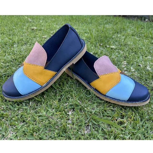 Woman's Slip-On Vellies