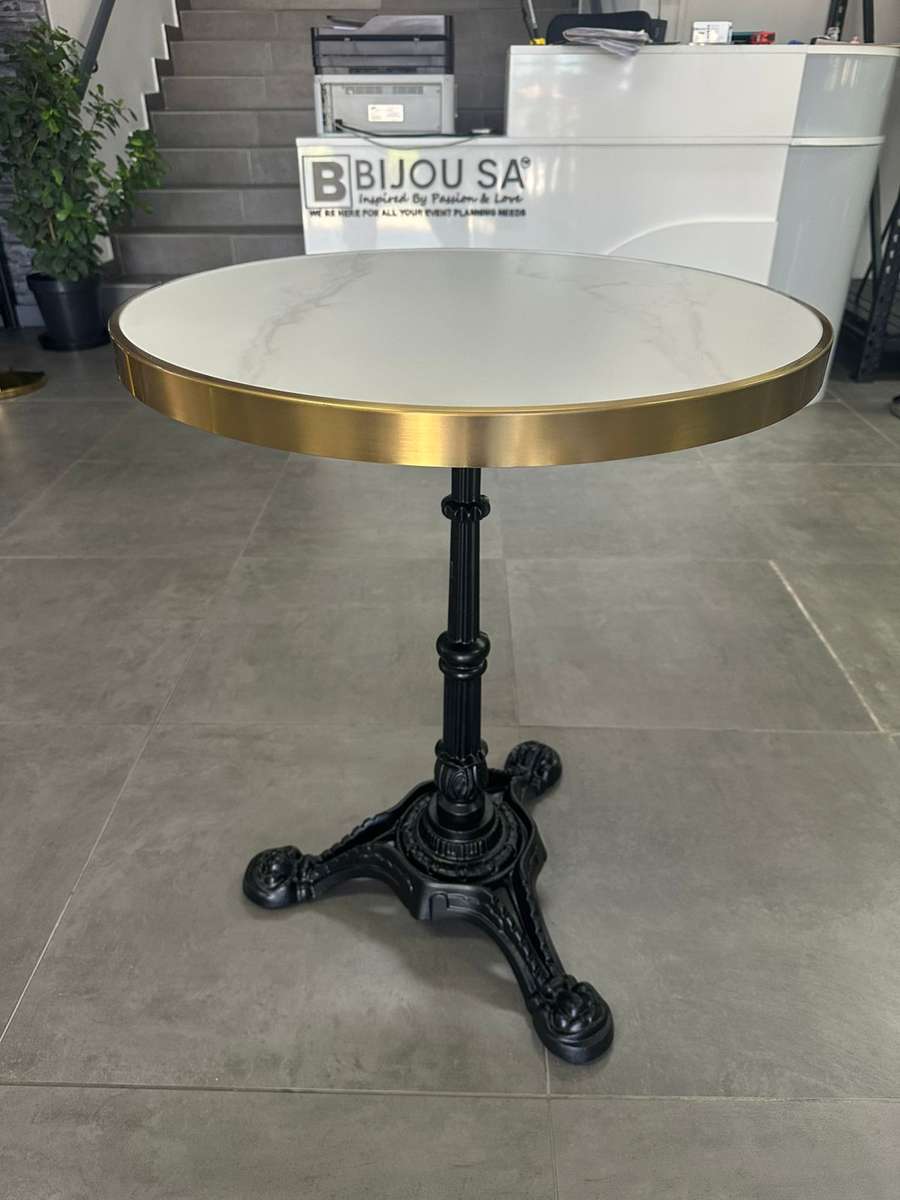 French Round Café Table-White Stone Slab