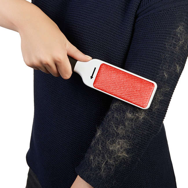 Good Grips Furlifter Self Cleaning Garment Brush