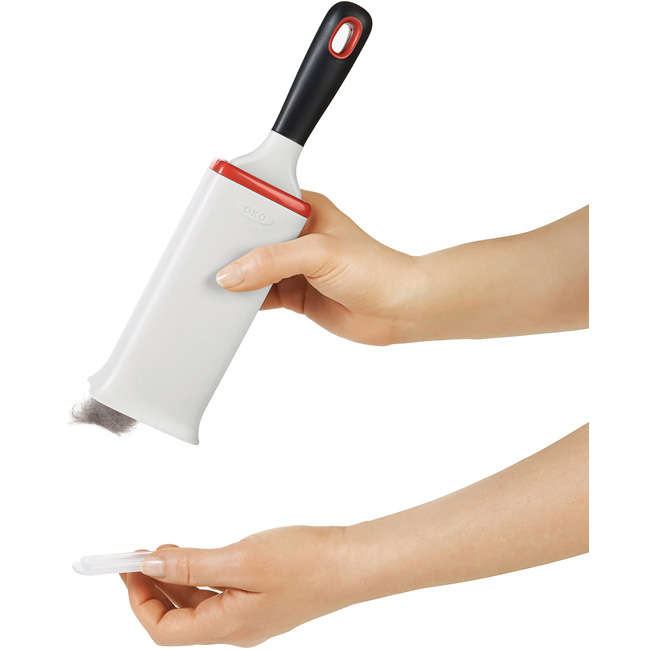 Good Grips Furlifter Self Cleaning Garment Brush