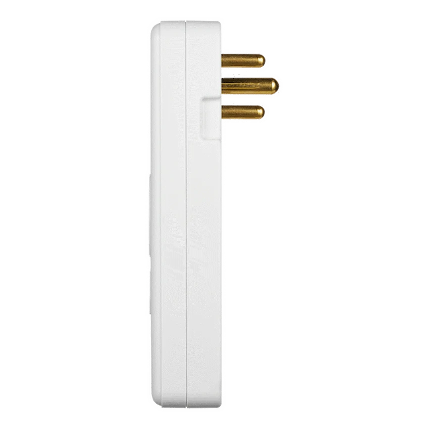 Ellies 3 Way Medium Surge adaptor Schuko,with type C + USB