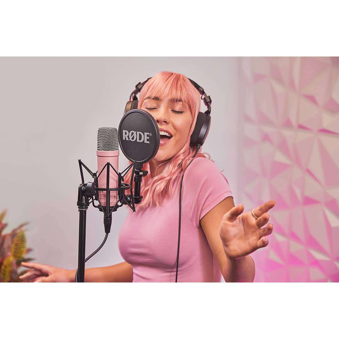 RODE NT1 Signature Series Studio Condenser Microphone - Pink