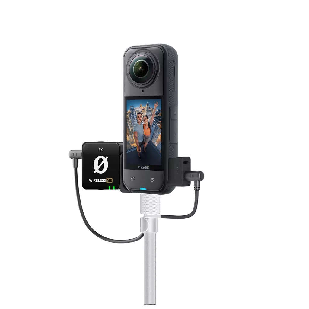 Insta360 X5 Presenter Bundle with Rode Wireless ME Wireless Microphone System