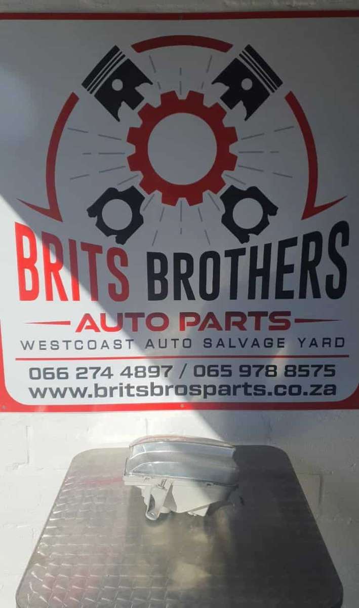 2007 Isuzu Kb Right Headlight