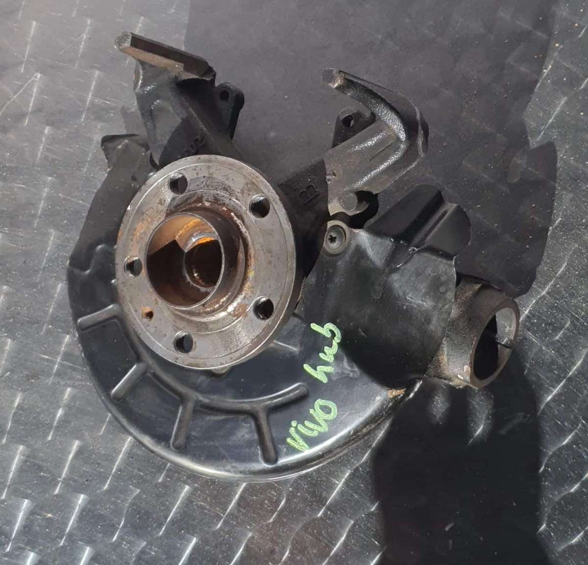 Vw Polo Vivo Right Front Hub
