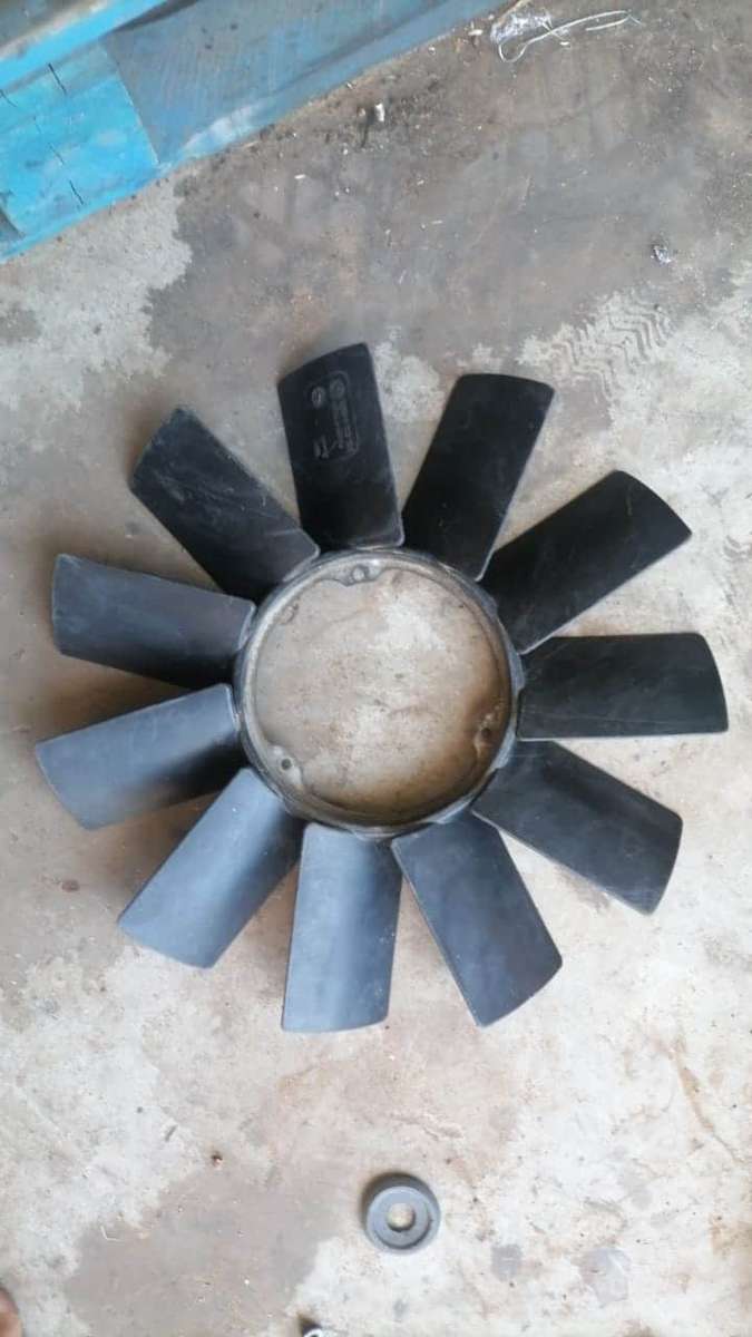 BMW 528 E39 Radiator Fan Blade