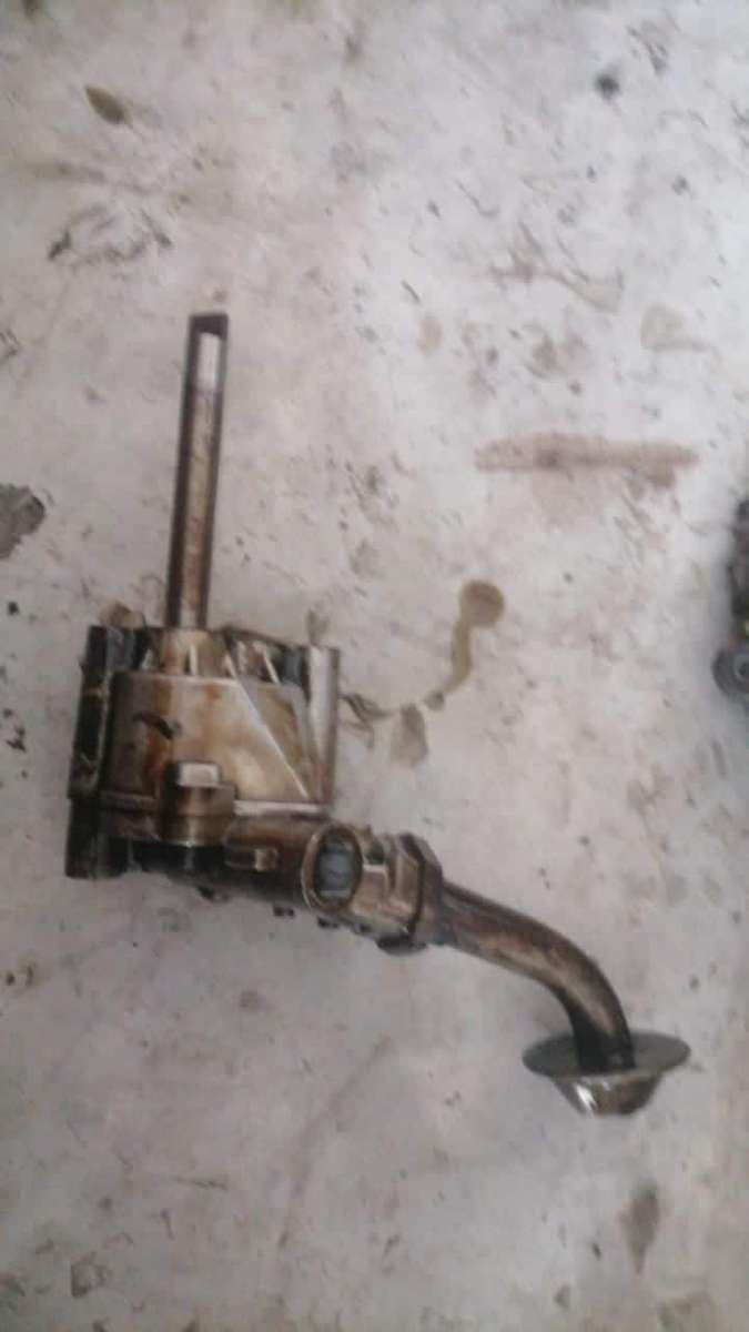 VW Golf 1 Oil pump