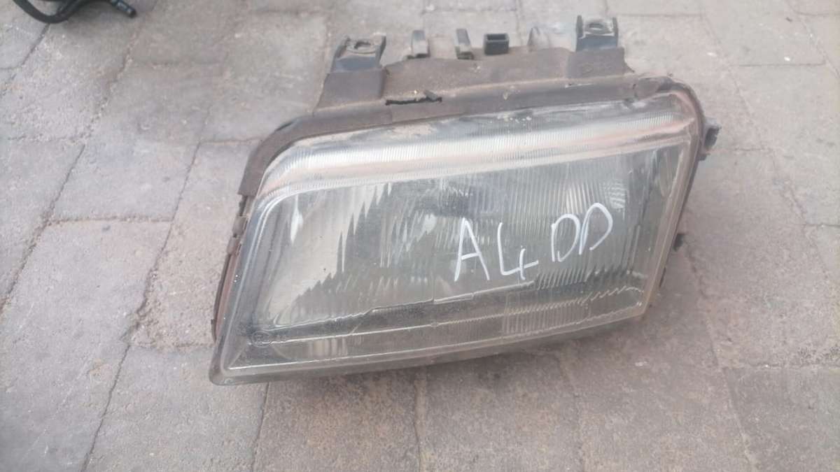 2000 Audi A4 B5 Left Headlight