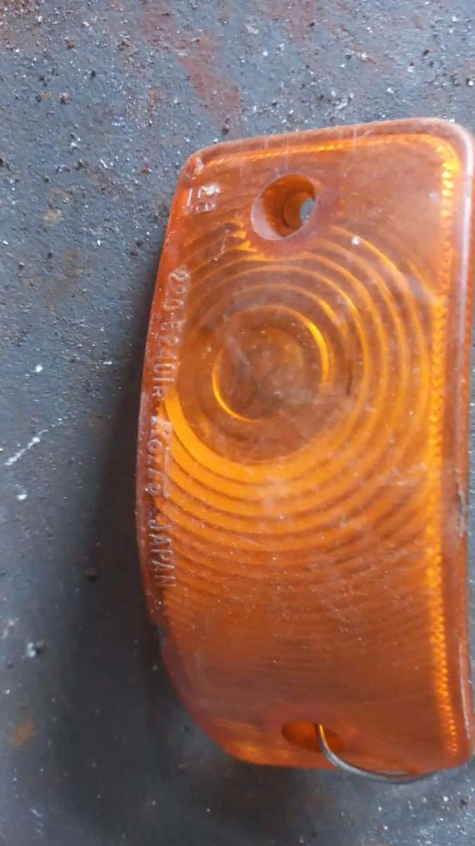 Nissan 1400 Taillight Indicator Piece