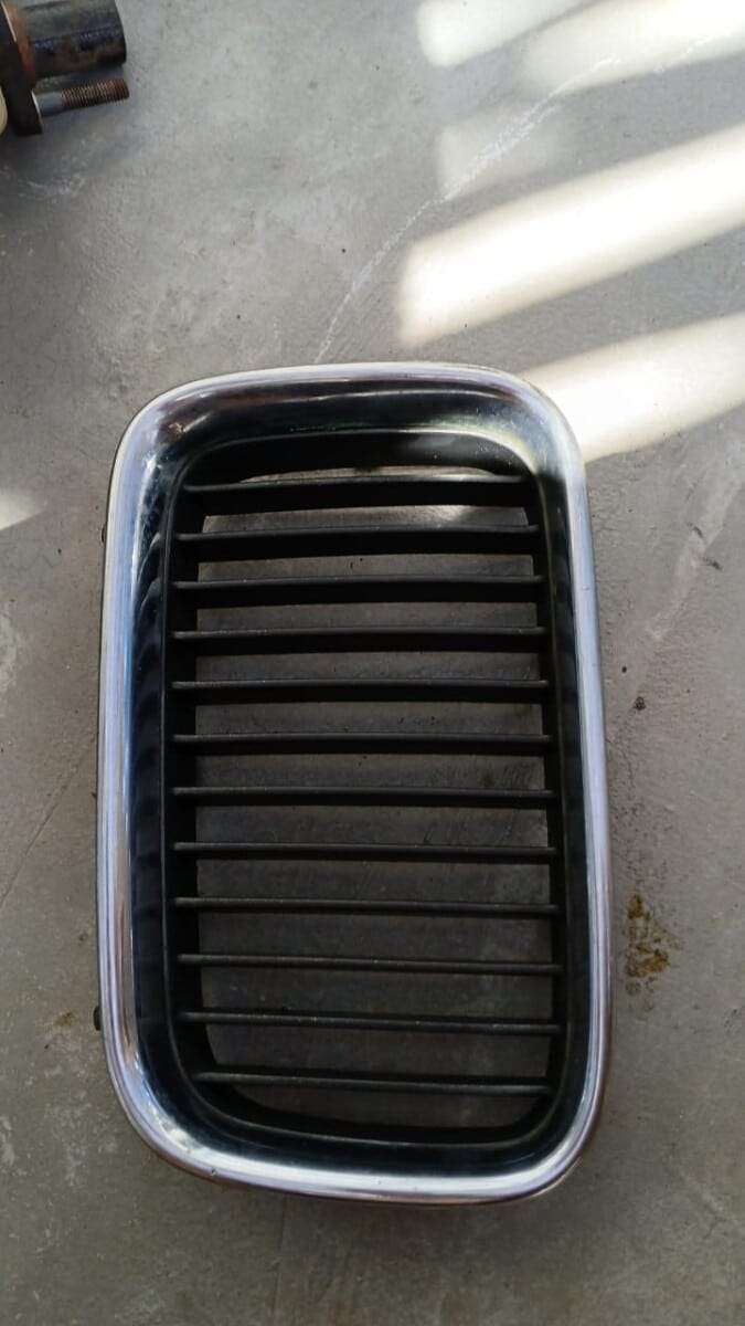 BMW e36 Kidney Grill