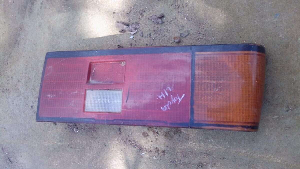 Toyota Corolla Left Taillight -