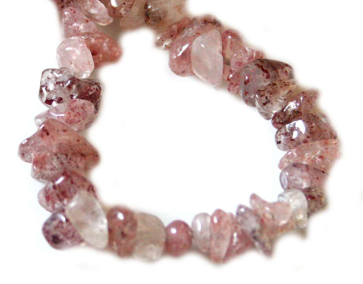 Strawberry quartz chip string, A grade, 80cm long