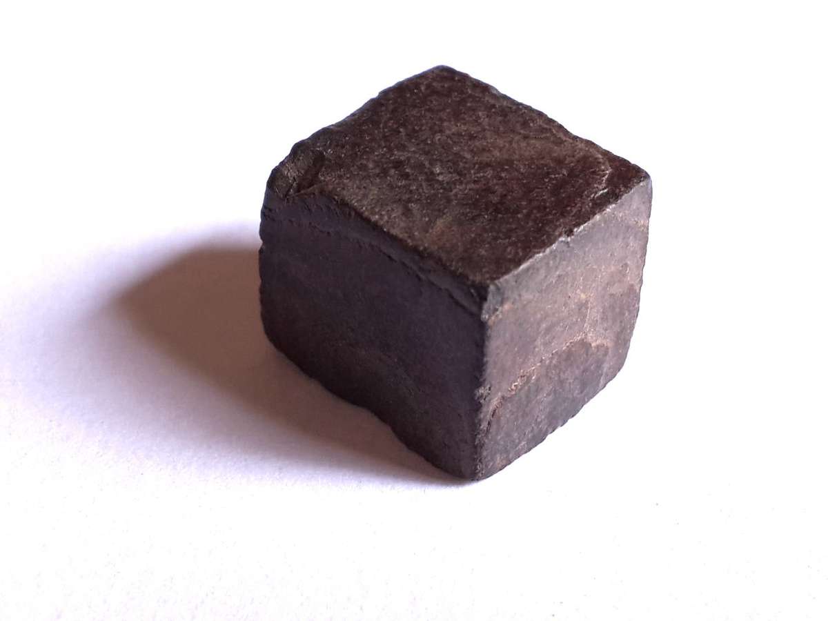 Devils dice limonite after pyrite 1-2cm