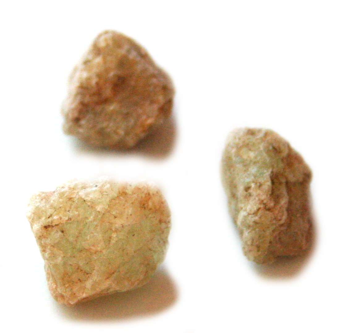 Rough apatite 1-2cm - Silver Hills