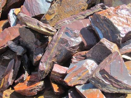 Tiger iron rough piece, 5 - 8 cm