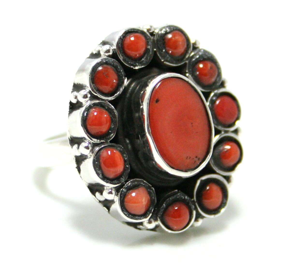 Coral ring in 925 silver, Size 7