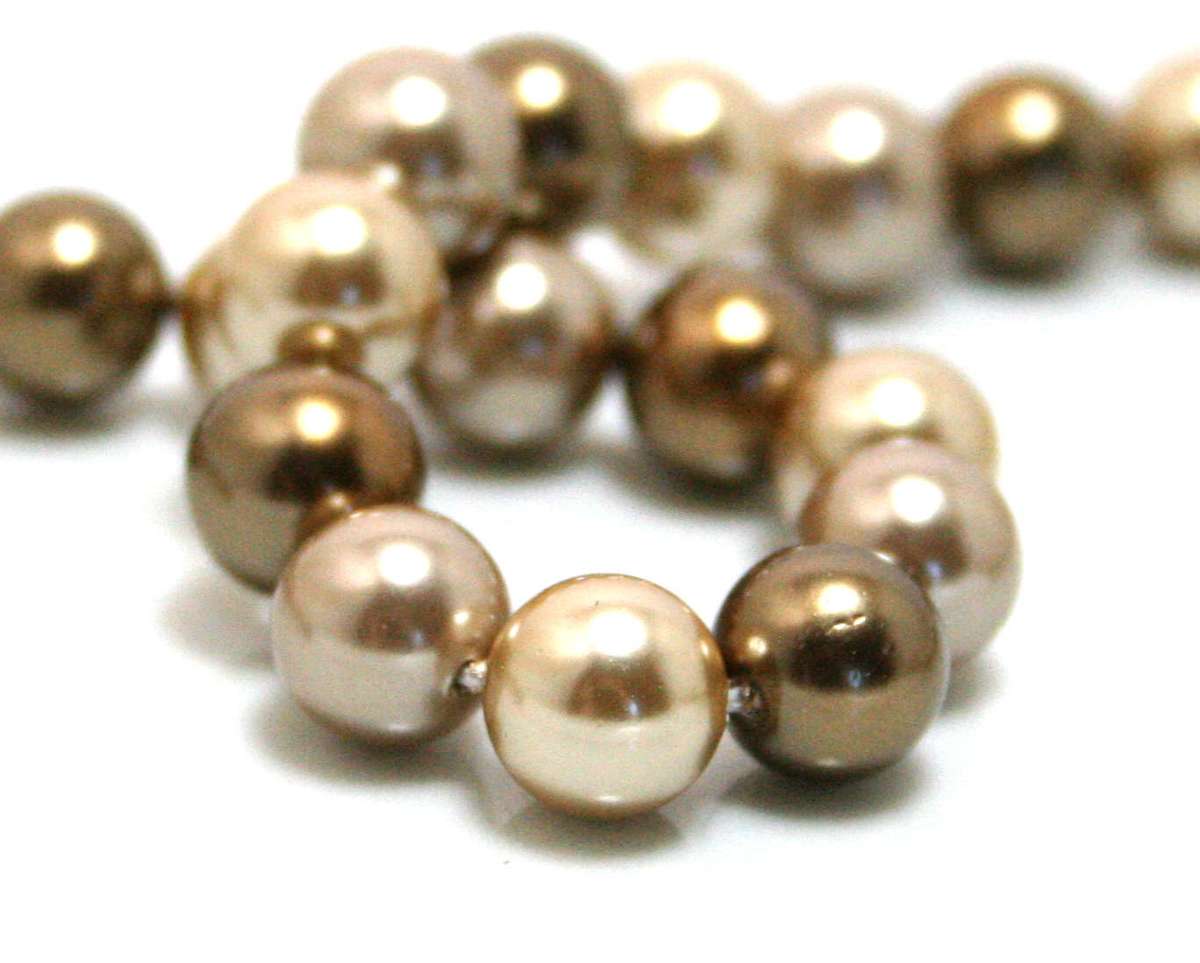 Shell pearl string, powder almond, bronze, 8mm, 40cm - Silver Hills 0.04kg